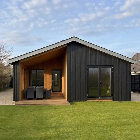 Semesterbostad Newly Renovated House In The Middle Of