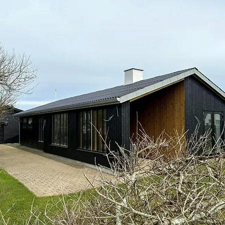 Newly Renovated House In The Middle Of Blokhus