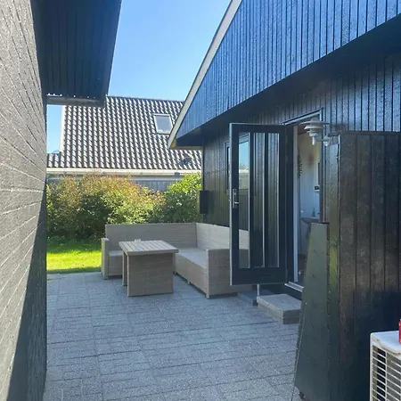 Semesterbostad Newly Renovated House In The Middle Of
