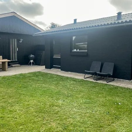 Newly Renovated House In The Middle Of Feriehus *